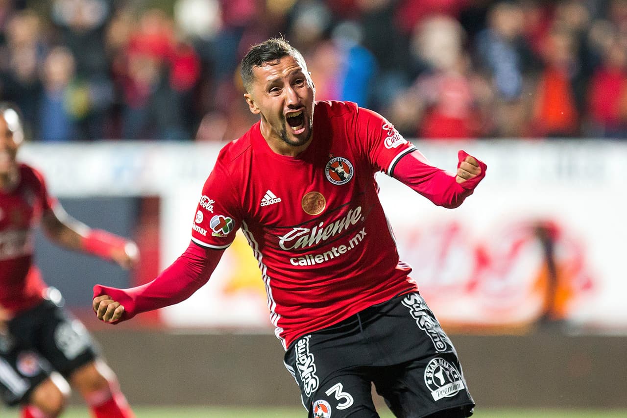 Yasser Corona debutó como DT de Xolos Sub-13