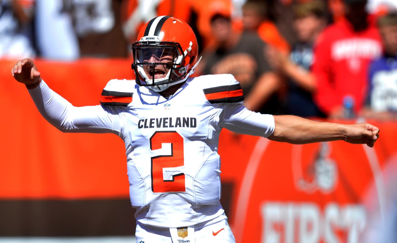 Esta fue la primera jornada en la historia de la NFL en donde dos quarterbacks ganadores del Trofeo Heisman consiguieron la primera victoria de su carrera el mismo día. (Foto: AP-NFL).