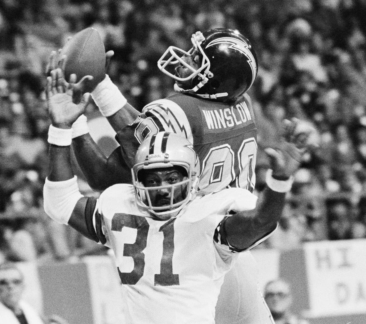 Con esto, empató al miembro del Salón de la Fama KELLEN WINSLOW como el tercero en lograrlo más rápido en la historia de la NFL. Solo ANQUAN BOLDIN (67 juegos) y LARRY FITZGERALD (71 juego) llegaron a las 400 recepciones en menos juegos. (Foto: AP-NFL).