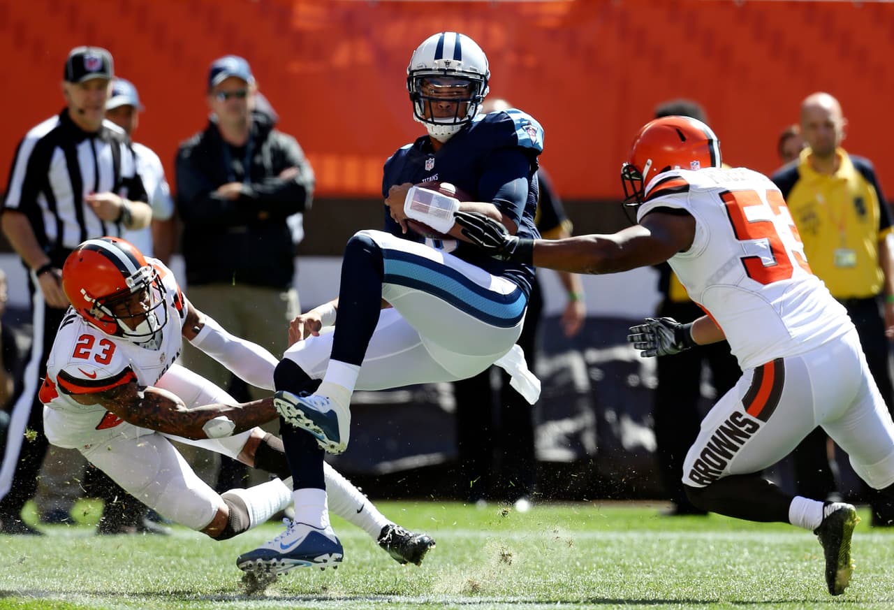 Hasta la semana 2, Mariota ha completado 34 de 53 pases (64.2%) para 466 yardas con seis touchdowns y sin intercepciones para un rating de pasador de 129.9 puntos, el mayor rating de cualquier pasador en la era del Super Bowl (desde 1966) en las primeras dos aperturas de su carrera. (Foto: AP-NFL).