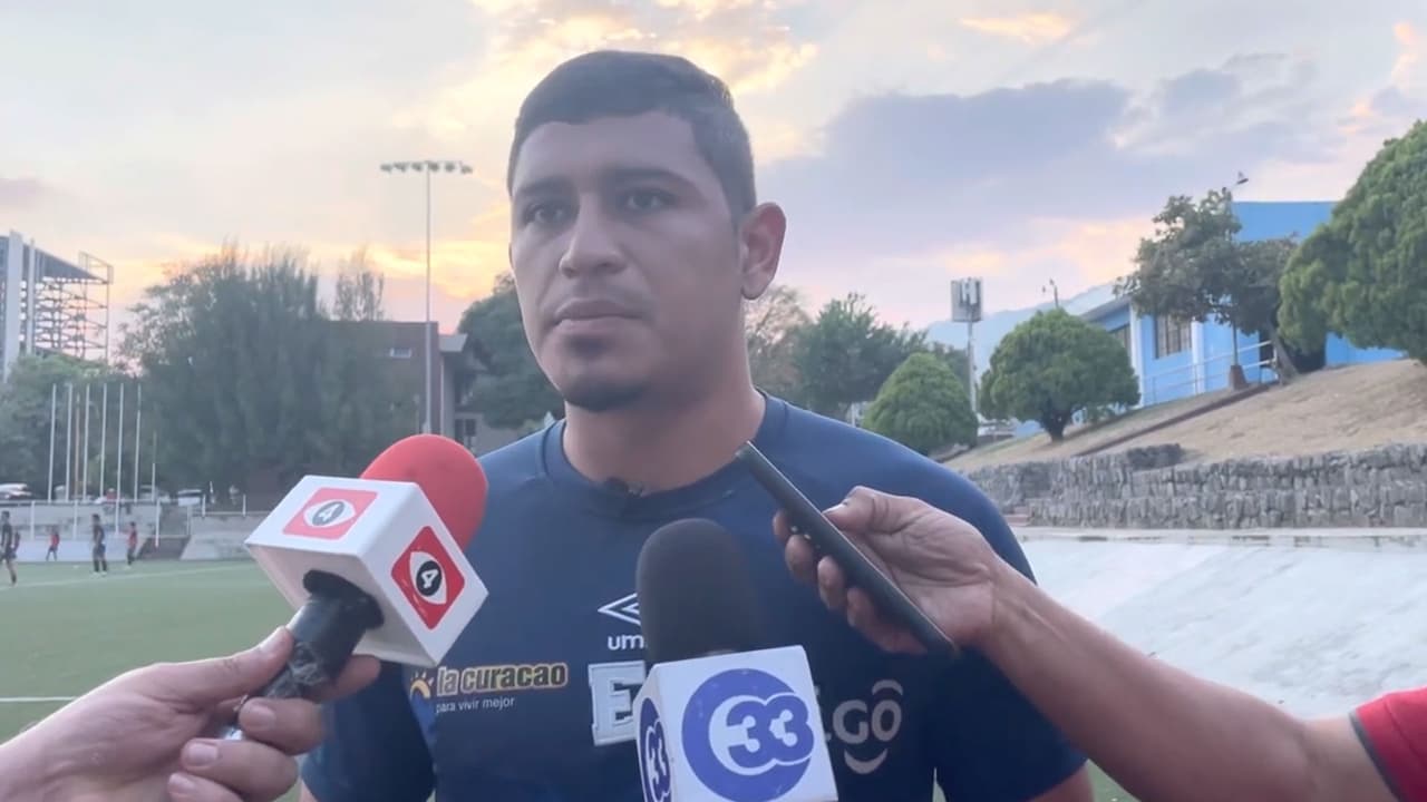 Salvadoreños no quieren jugar en su selección previo al duelo con el Tri
