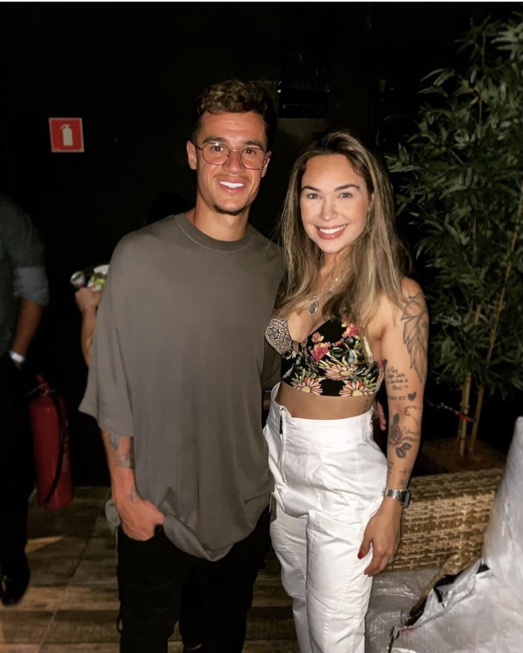 Aine y Philippe se conocieron cuando tenían 14 años y desde ese momento se han vuelto inseparables. La pareja se casó en 2012 y tienen dos bellas hijas y esperan un hijo más.