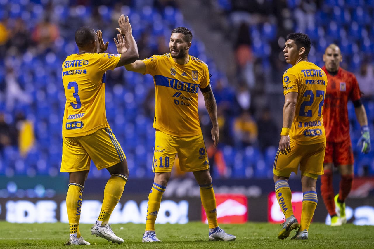 Gignac felicitaba al brasileño, que se quitaba la espina del error en el primer gol del rival.