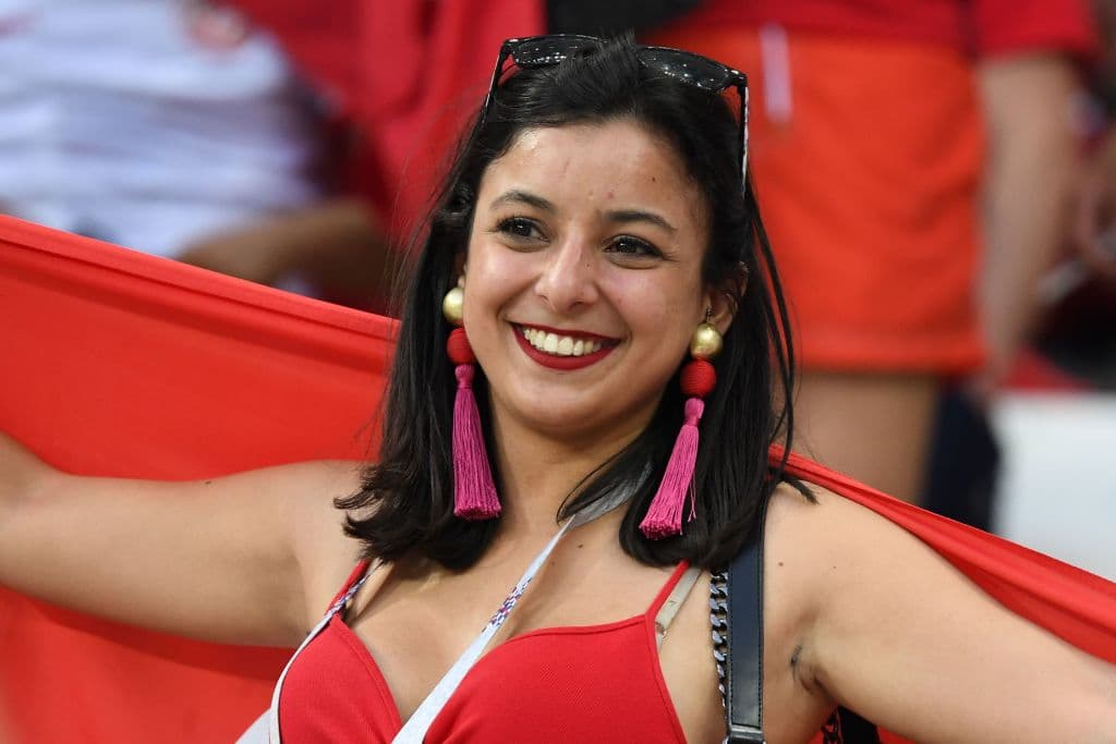 Aficionados tanto tunecinos como ingleses acudiendo al llamado de sus selecciones en el debut mundialista para ambas. No cabe duda que estaban empezando a pasarla muy bien en Volgograd.