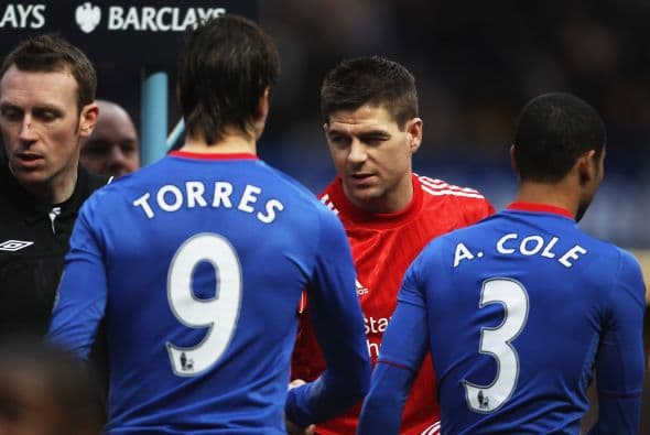 Llegó el día en el que el español Fernando Torres debutó con el Chelsea y lo hizo ante su ex equipo, el Liverpool.