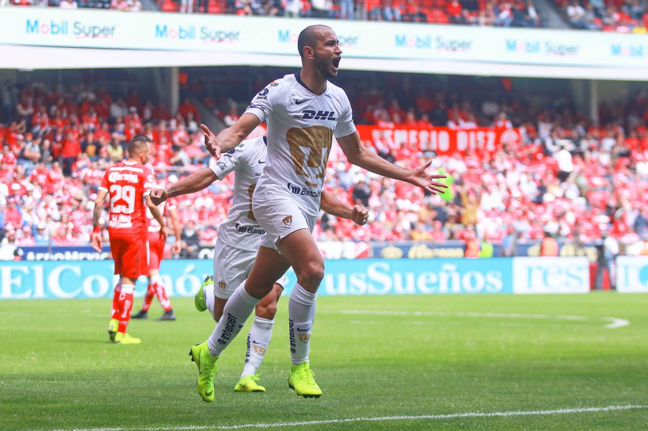 <b>Carlos González</b>. El delantero paraguayo ha sido el caballo de batalla a la ofensiva de los Pumas, el tercer mejor ataque de la Liga MX (29 goles). Disputó 16 encuentros acumulando 1342 minutos.