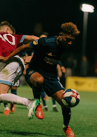 Kobe Hernandez Foster | 17 años