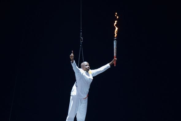 Los XVII Juegos Panamericanos quedaron inaugurados con una espectacular ceremonia y el desfila de las 41 naciones que participaran en Toronto, Canadá.