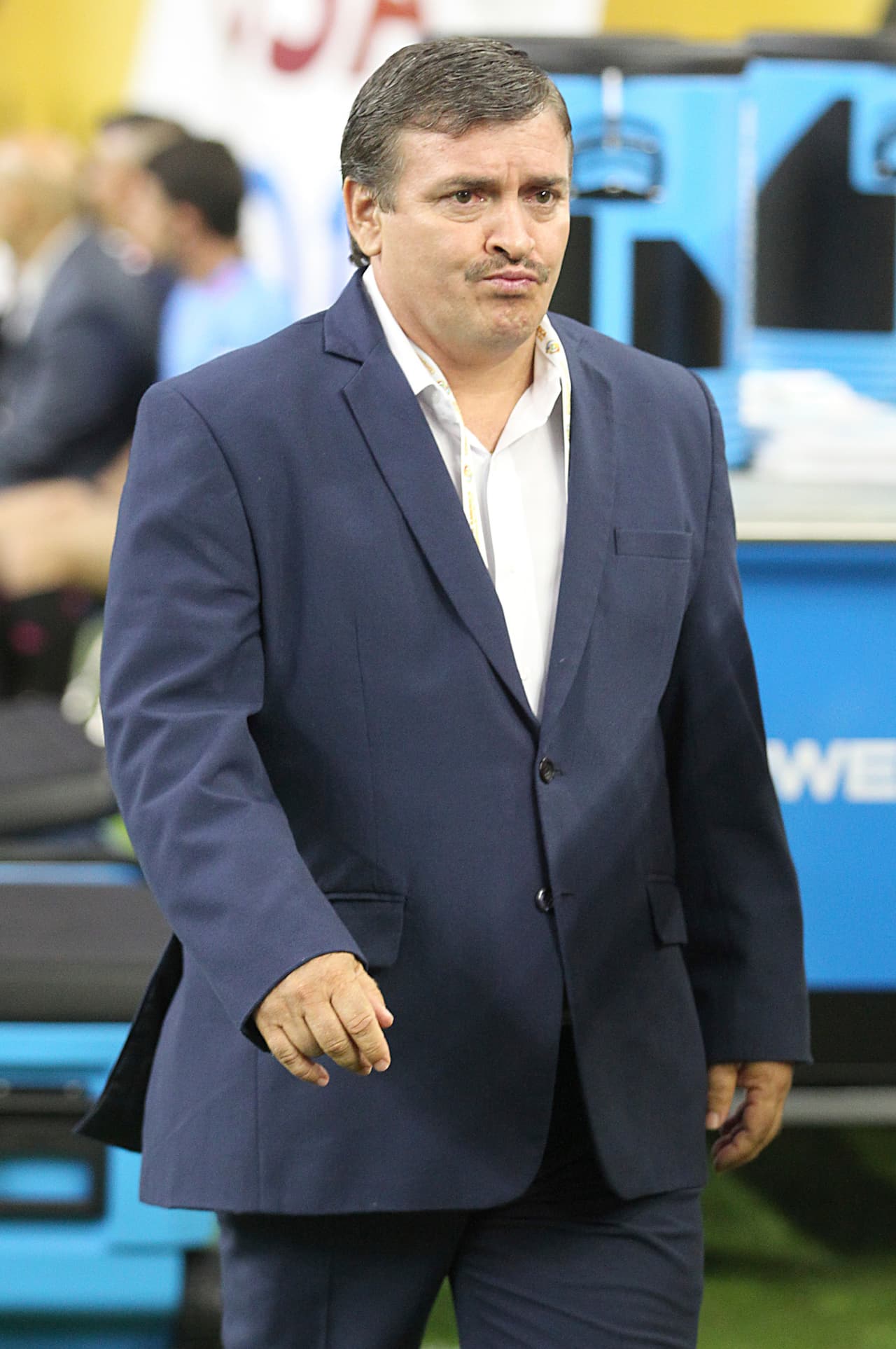 Ramírez cortó una racha de 11 partidos sin ganar en un amistoso contra Uruguay, con victoria 1-0 el 8 de septiembre, tres días después de su partido debut.