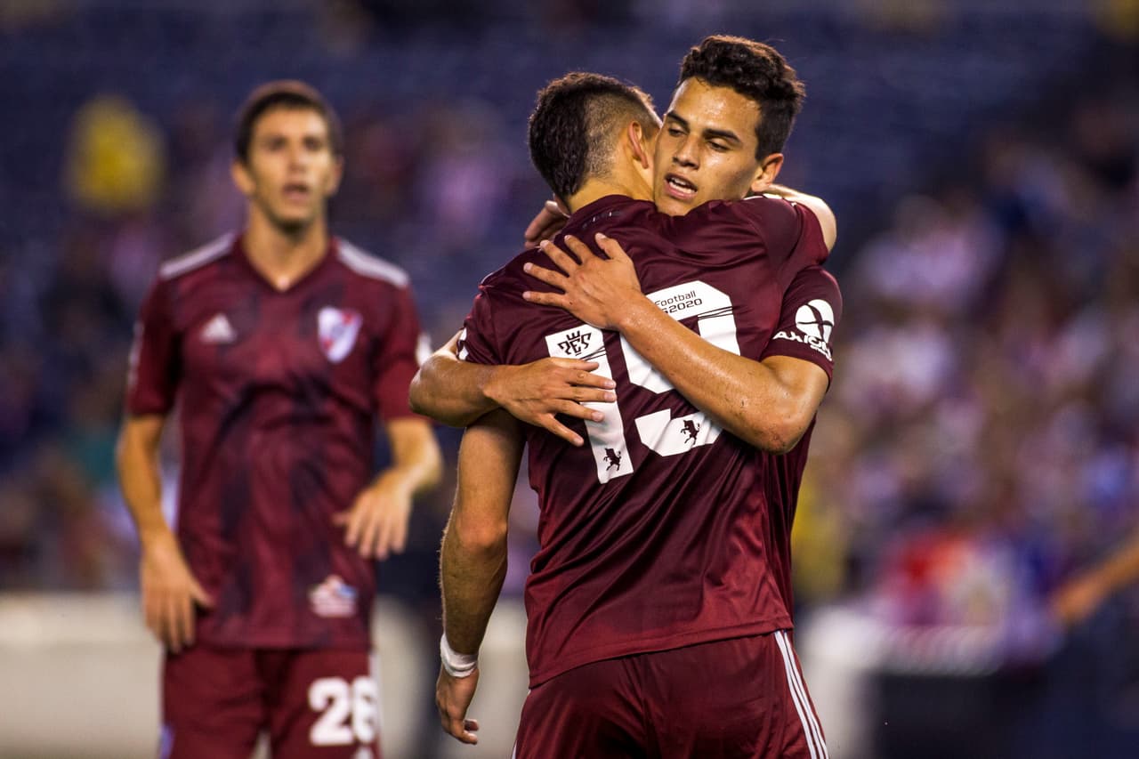 Los goles de Nicolás de la Cruz (2), Rafael Santos Borré, Ignacio Fernández y Benjamín Rollheiser marcaron la diferencia para el club argentino.
