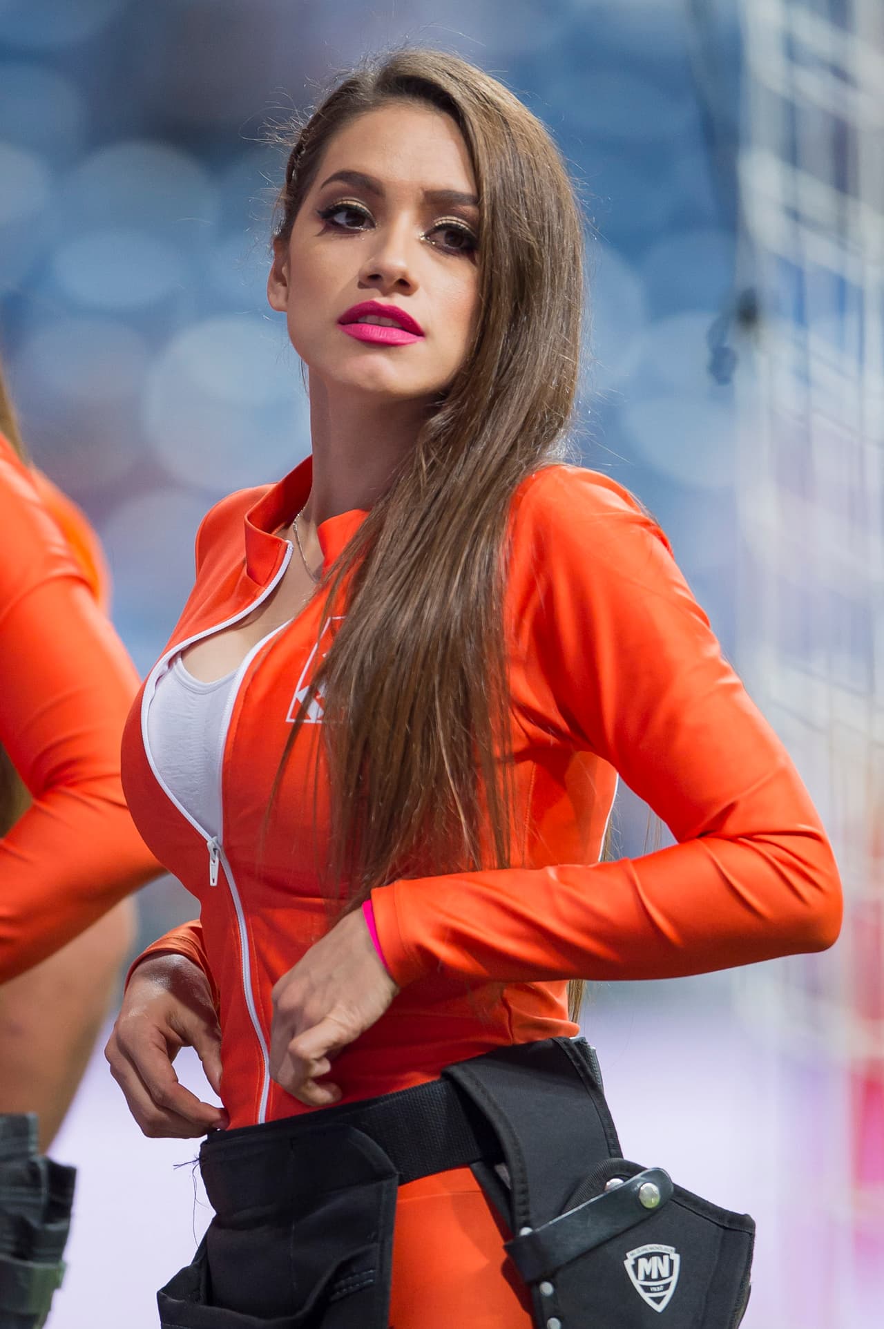 Como no podía ser de otra manera, la belleza en la final de la Copa MX se tomó el estadio BBVA Bancomer para engalanar la jornada.