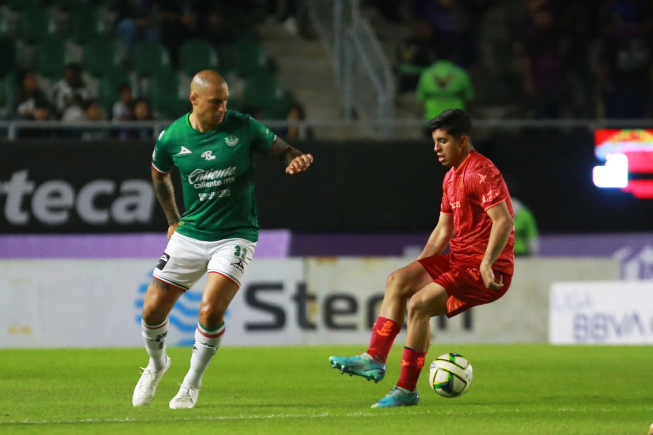 FC Juárez derrotó a Mazatlán en el Kraken como parte de la Jornada 5 del Clausura 2023 con goles de Denzell García, Tomás Martín Molina y Mauro Laínez. Los Cañoneros descontaron gracias a Ake Loba y Fernando Illescas siguen sin ganar en el torneo, donde ocupan la última posición de la General.