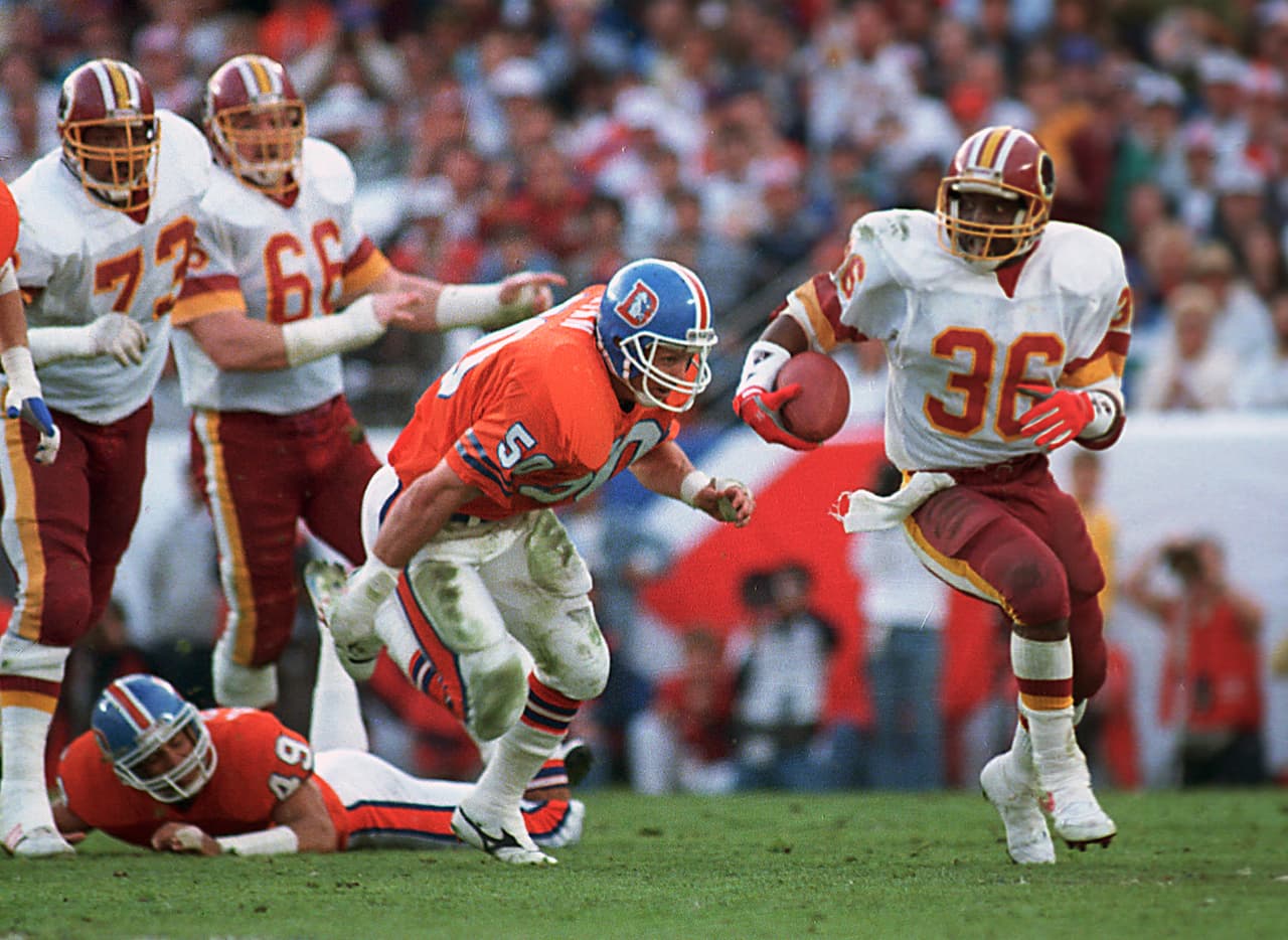 <b>8) Super Bowl XII</b>. Con el juego cada vez más aéreo, las 204 yardas por carrera de Timmy Smith de los Redskins en esa edición se empiezan a ver como una marca complicada de romperse.