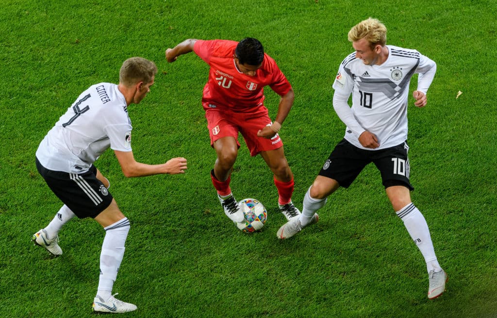 Los peruanos buscaron ser desequilibrantes contra un equipo de Alemania que no podía concretar a su favor.