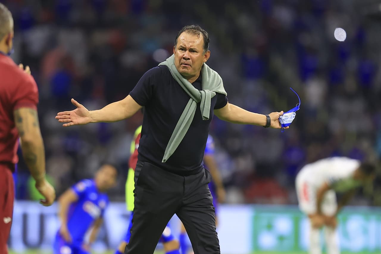 Reynoso dará sacudida a su once para tener un Cruz Azul más intenso