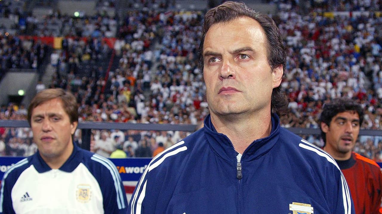 Se cumplen 24 años del último partido de Bielsa en México