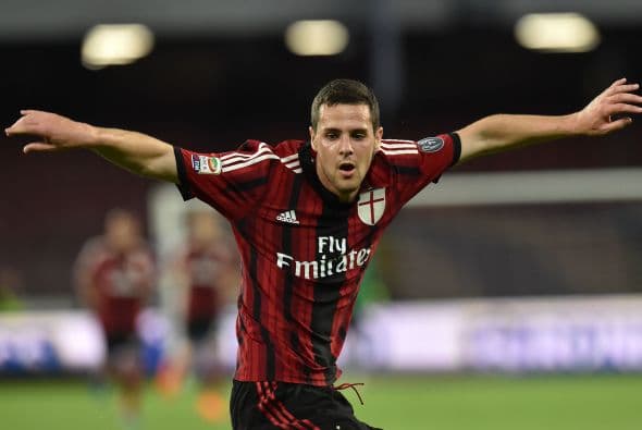 Finalmente, el Top Ten lo cierra otro conjunto italiano, AC Milan con un valor de 775 millones. Sus ingresos fueron de 339 millones y sus beneficios de 54 millones.