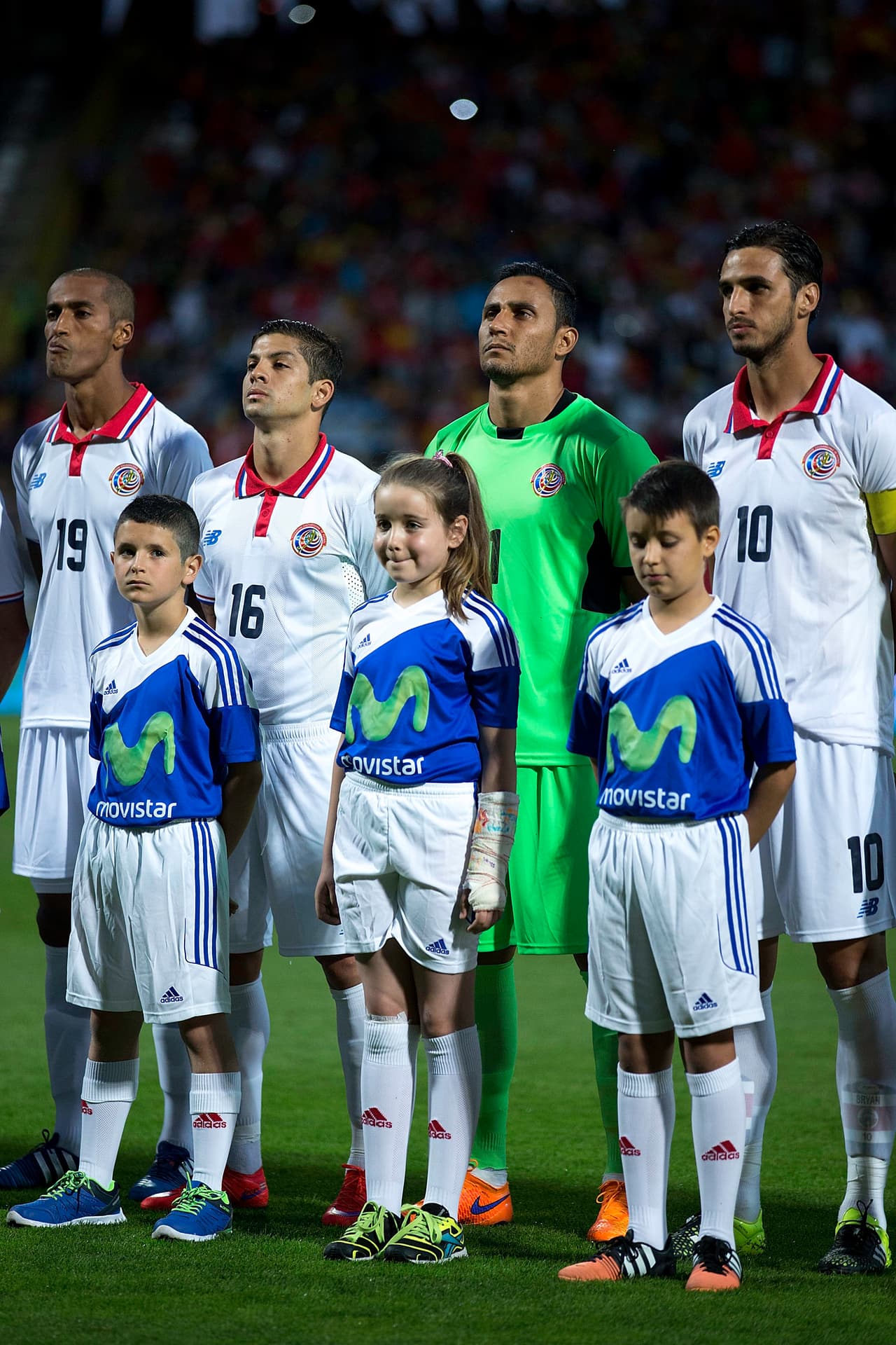 Sin embargo la negociación no se cerró y el arquero de la selección de Costa Rica se quedó en el club merengue donde rápidamente se hizo con la titularidad en detrimento del refuerzo Kiko Casilla gracias a sus estupendos reflejos y a que mantuvo el soberbio nivel que muestra en cada partido con el combinado tico.