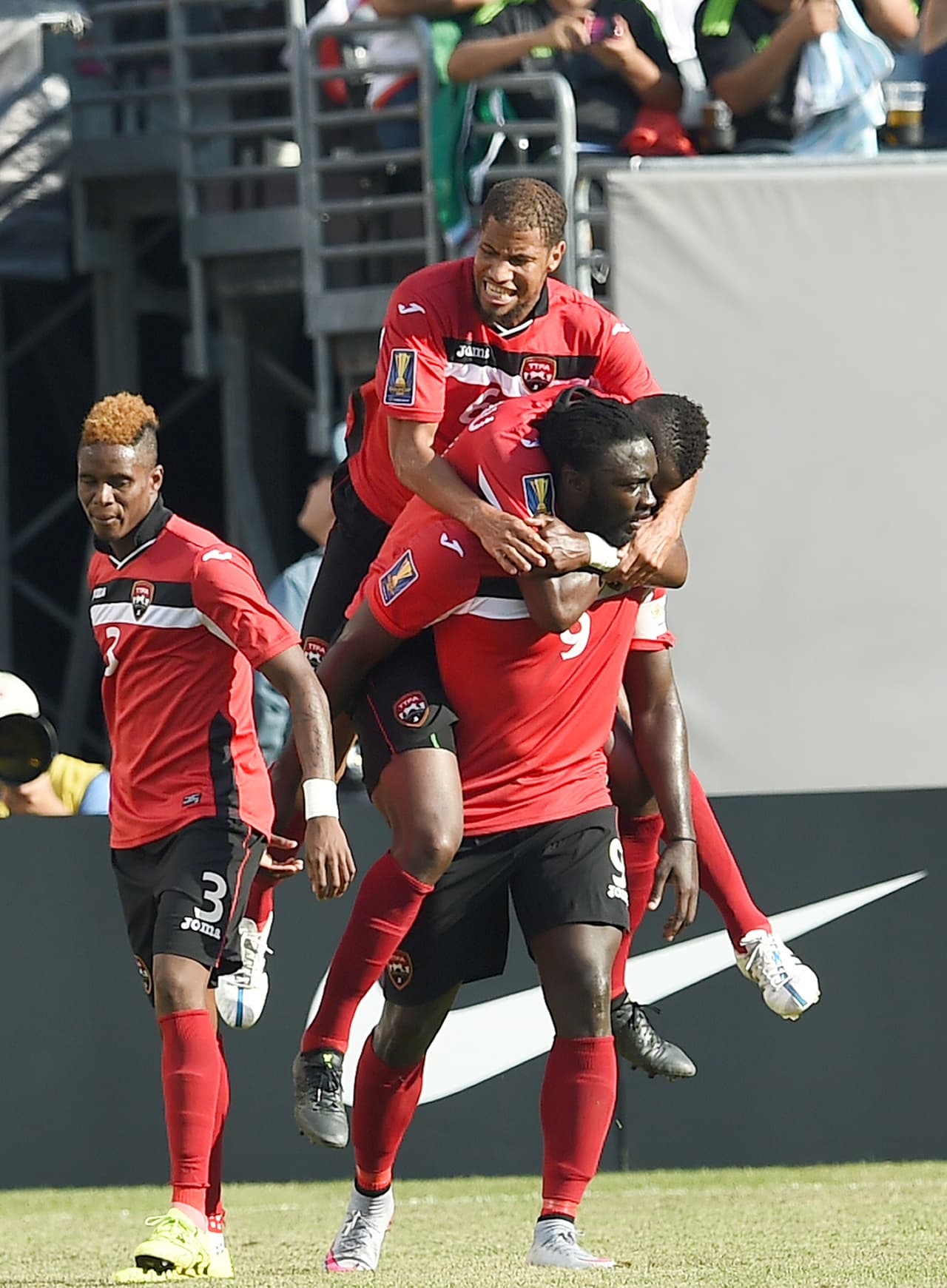 “The Soca Warrios” son dirigidos por Stephen Hart que tiene plena compenetración con su grupo. Es muy probable que veamos a Trinidad y Tobago en la fase final de la zona de la Concacaf.