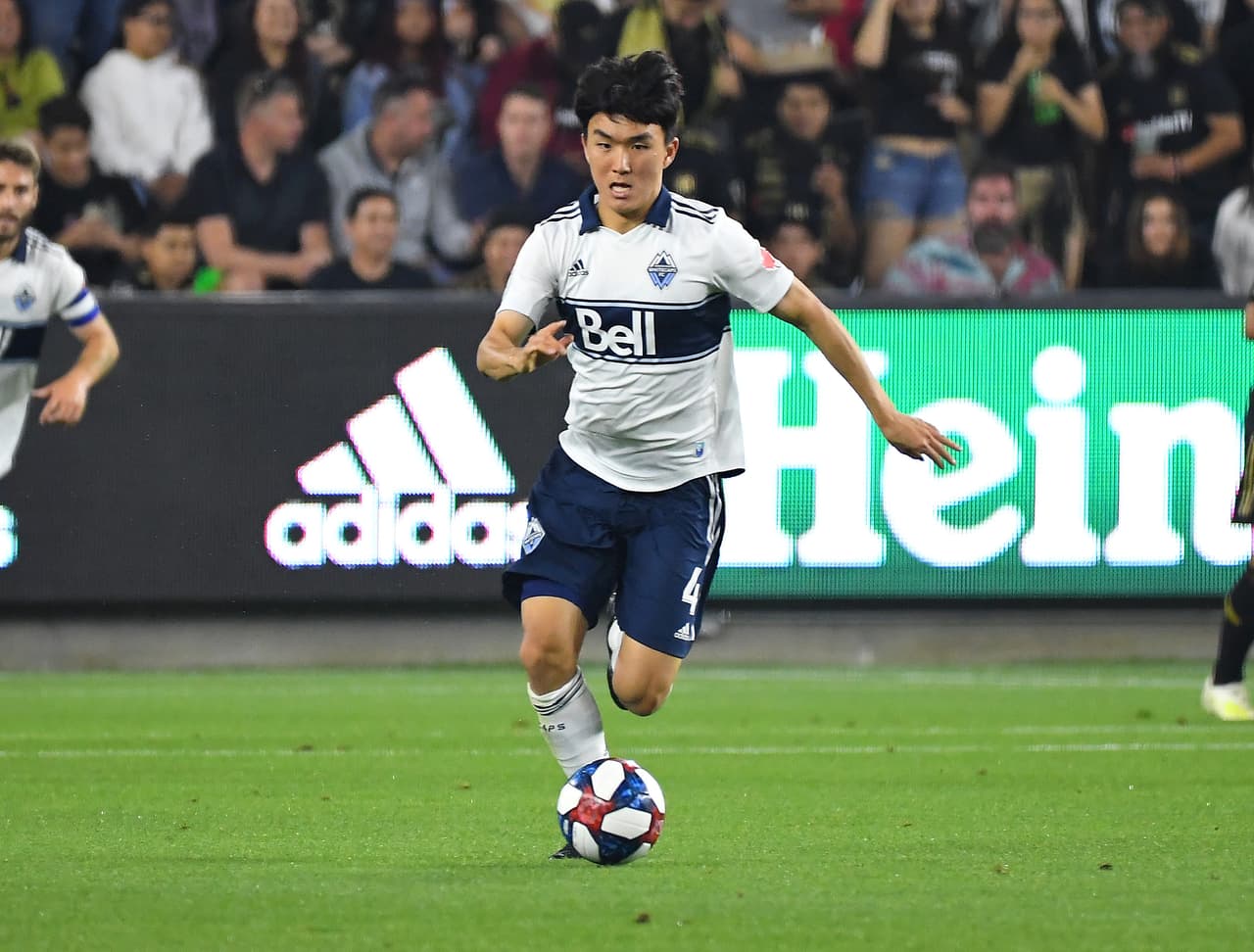 Vancouver Whitecaps, colero del Oeste y sin chances de pasar a Playoffs, con muchísimo orgullo sorprendió venciendo al LA Galaxy por 4-3 en el sur de California. El coreano Hwang In-Beom salió en una noche inspirada al participar en tres de los cuatro goles de los canadienses. In-Beom registró un hat-trick de pases para gol.