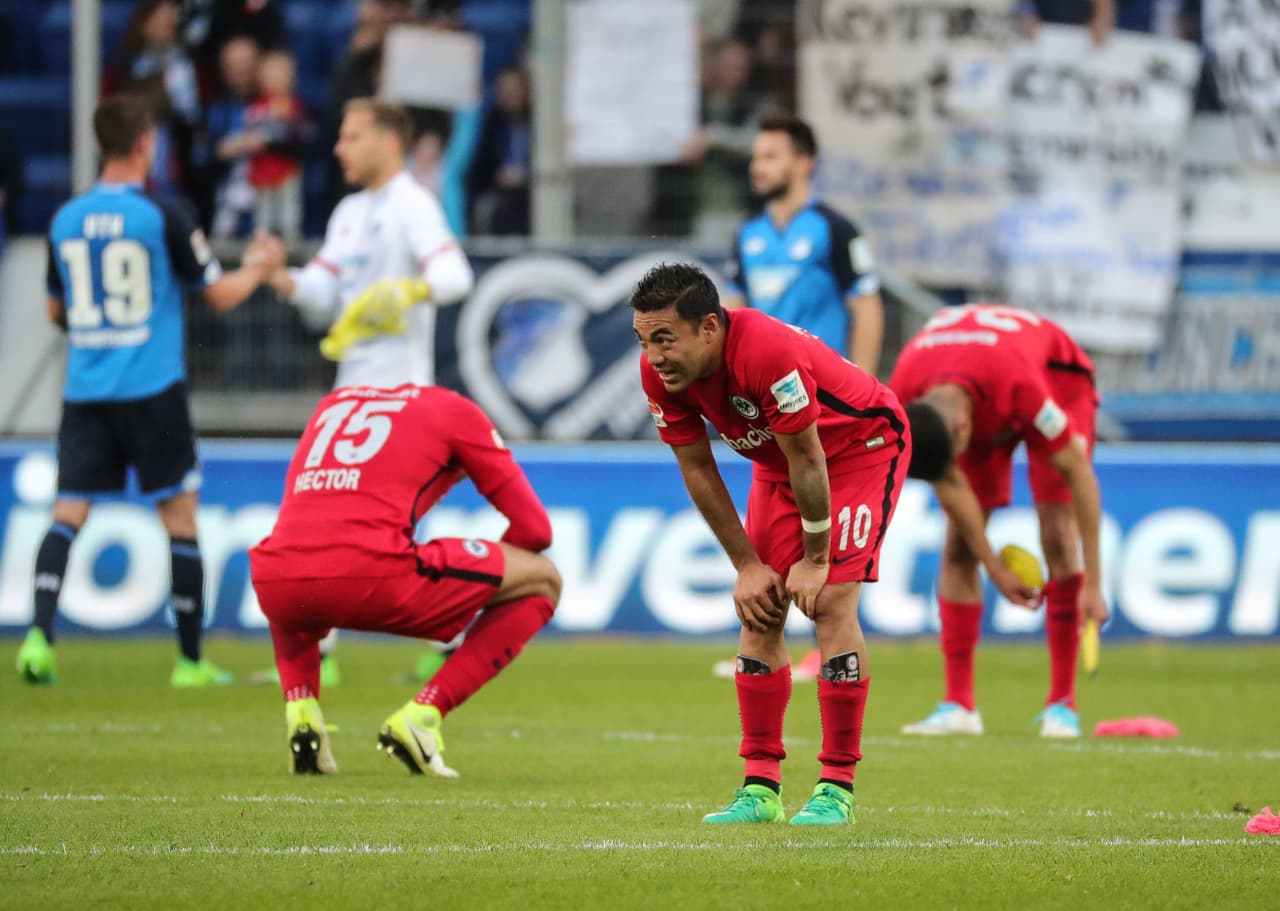 Tras un partido emocionante, con varias opciones de gol, el Eintracht Frankfurt de Marco Fabián cayó en su visita al Hoffenheim por la mínima diferencia con una anotación en el último minuto.