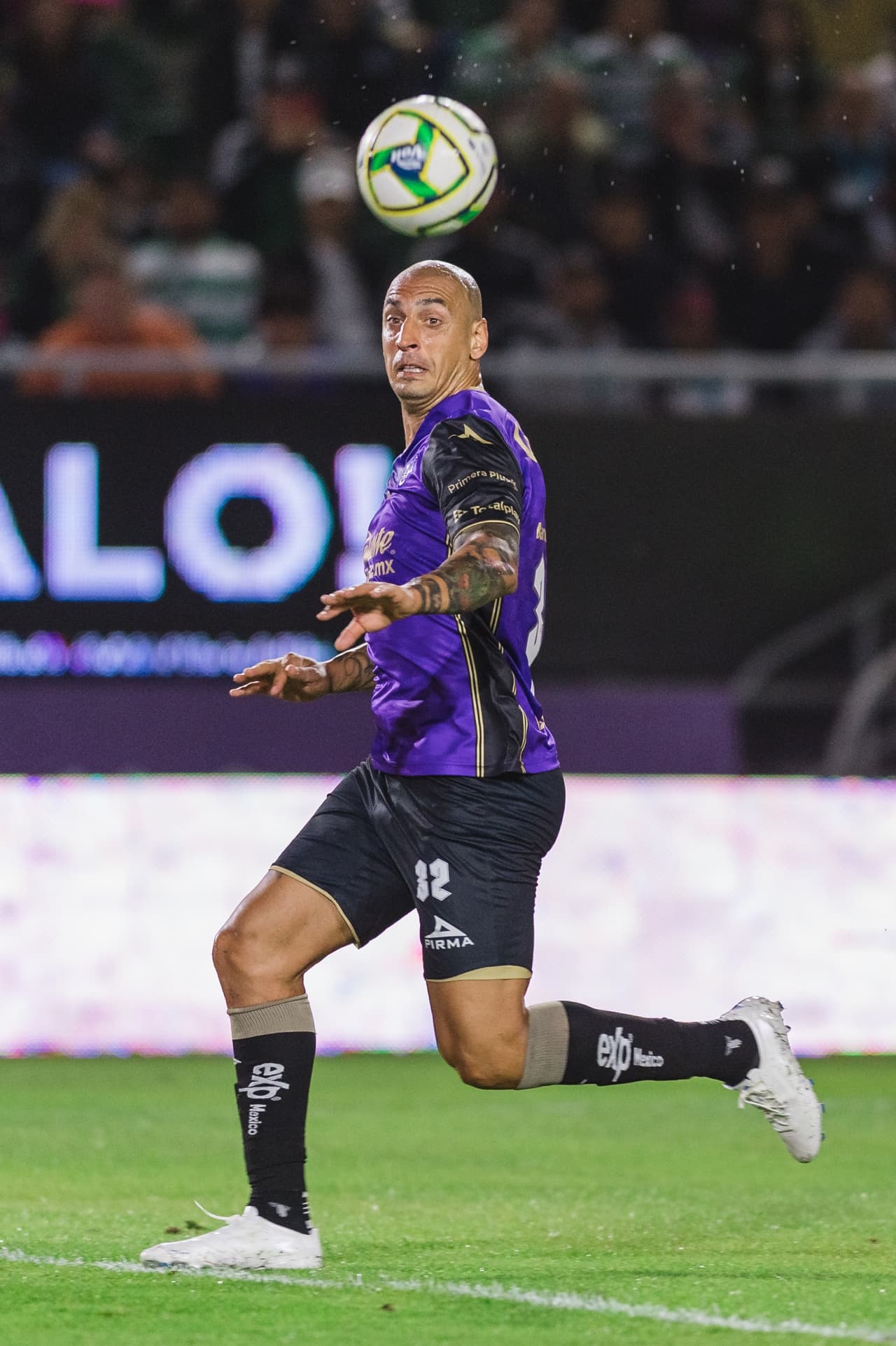 Con un gol tardío de cabeza autoría de Harold Preciado, Santos Laguna doblegó a Mazatlán en el inicio de la Jornada 3 del Clausura 2023. Santos abrió el marcador al 36’ vía Juan Brunetta, pero Ariel Nahuelpán empataría en el segundo tiempo. Sin embargo, Harold Preciado marcó el tanto definitivo a 10 minutos del final.
