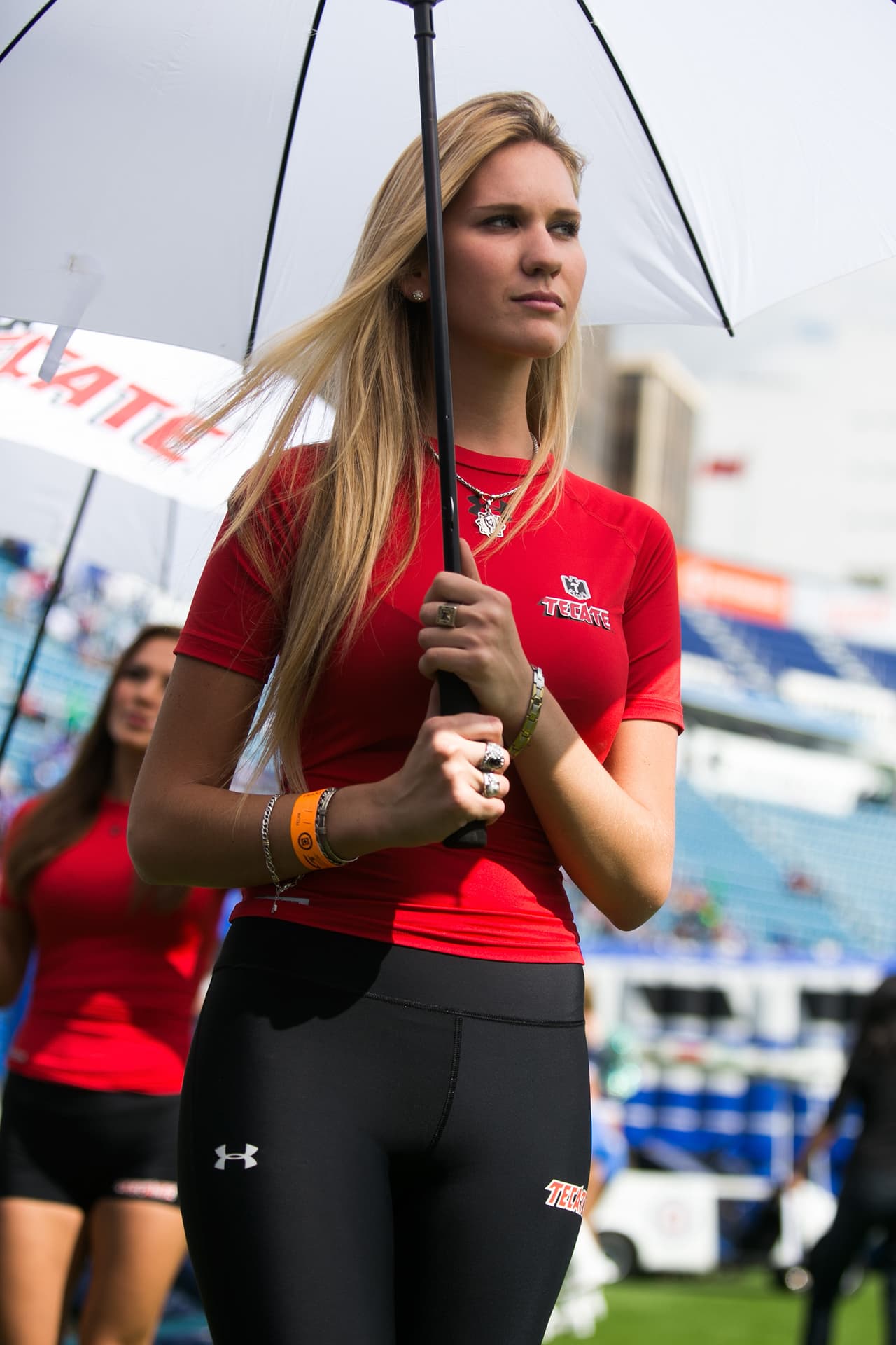 La belleza de las porristas en la fecha 5
