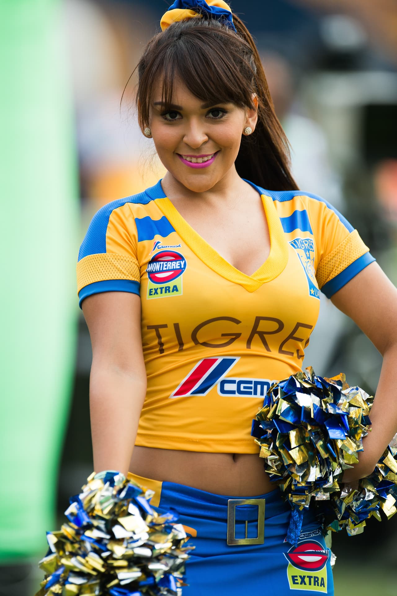 La belleza de las porristas en la fecha 5