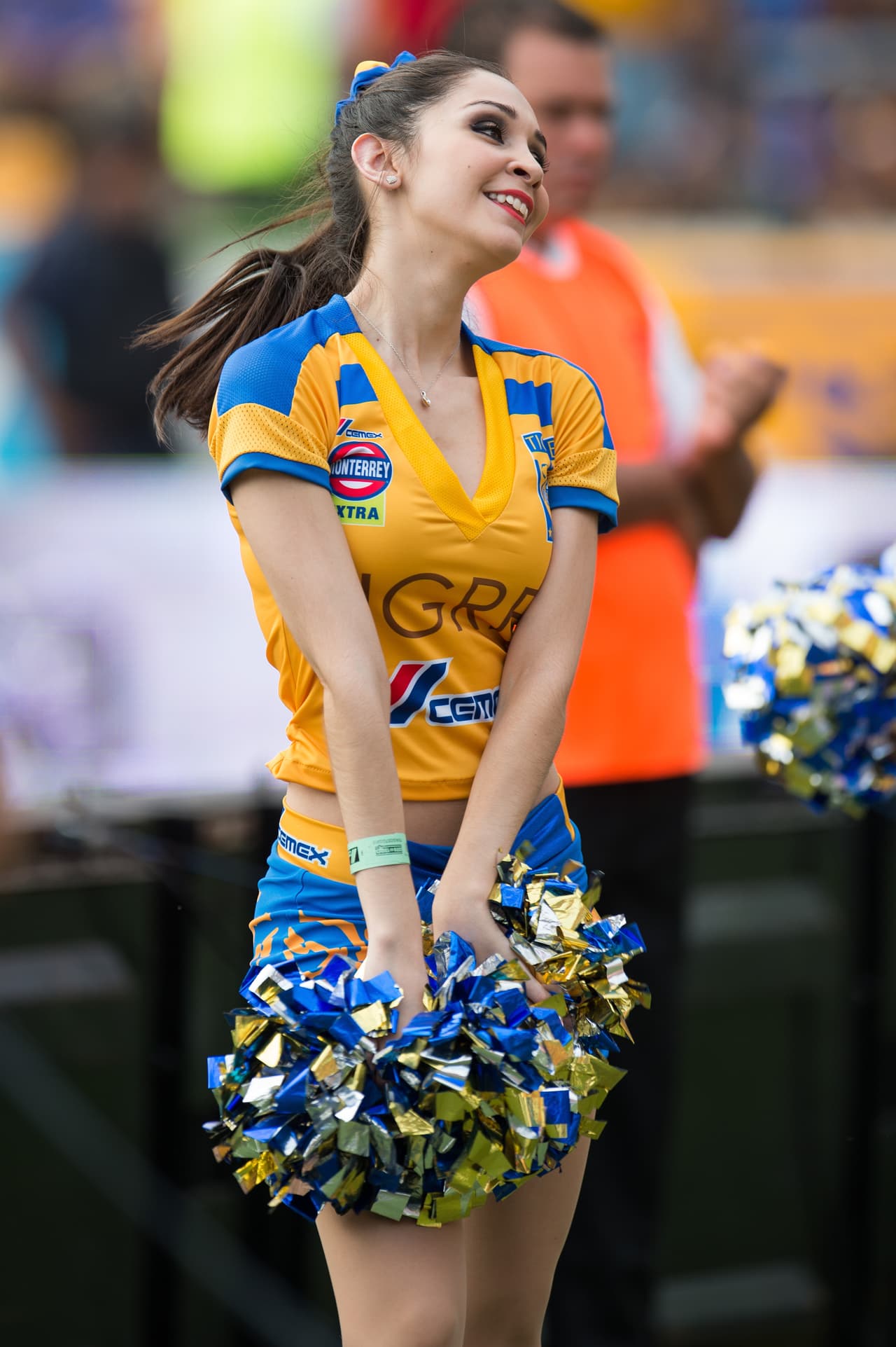 La belleza de las porristas en la fecha 5