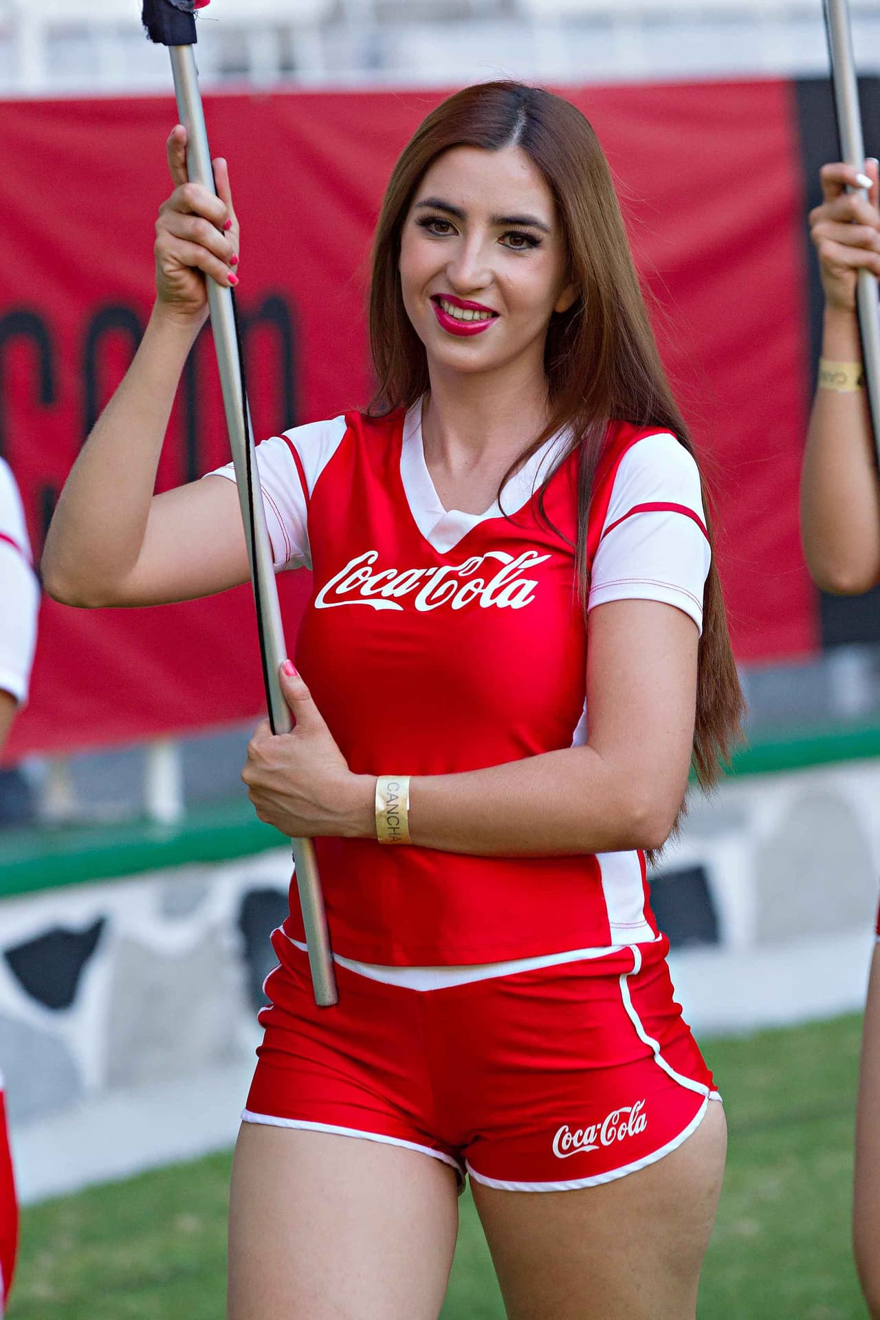 La belleza de las porristas en la fecha 5