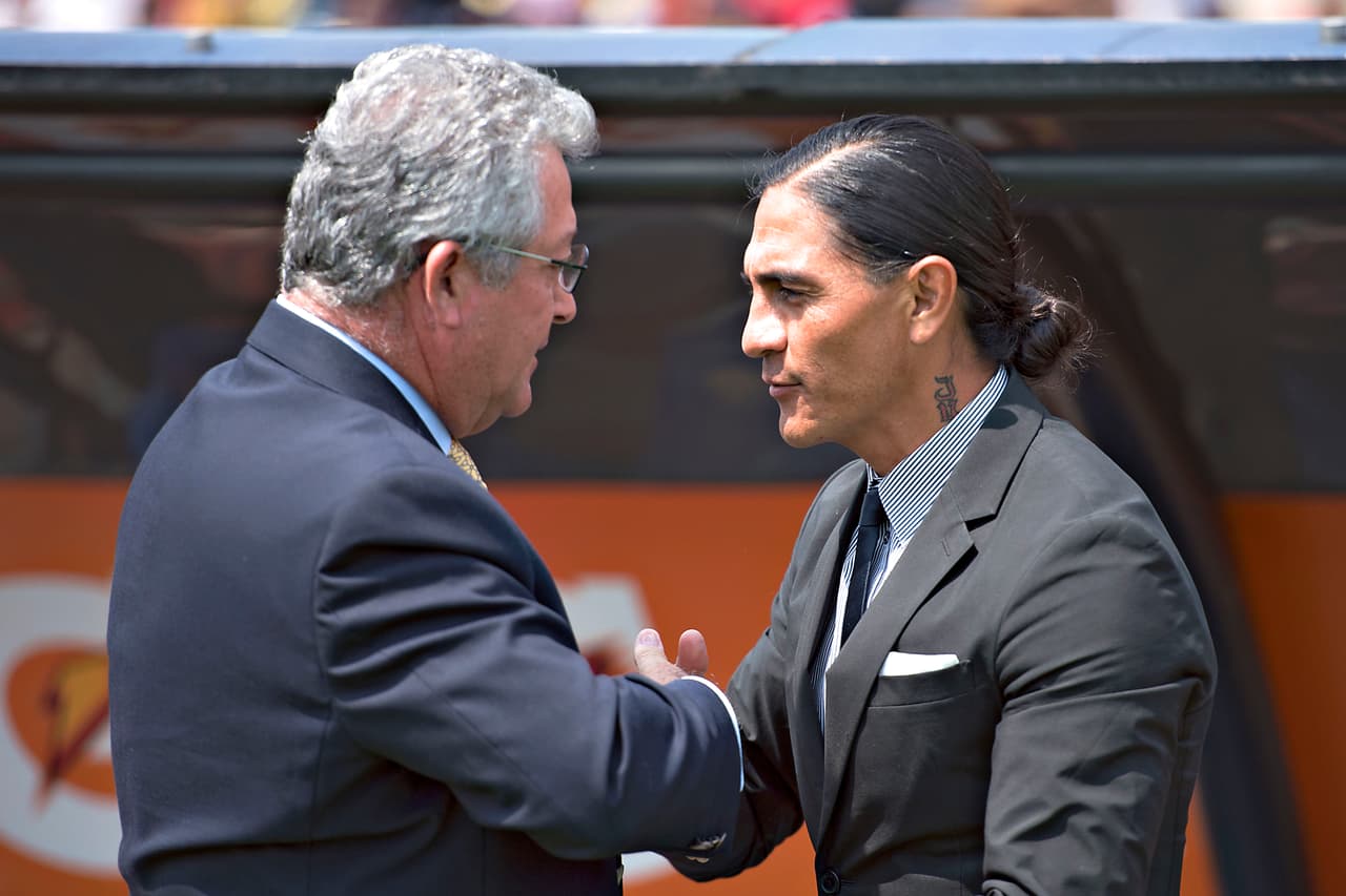 Víctor Manuel Vucetich (izquierda) y Juan Francisco Palencia