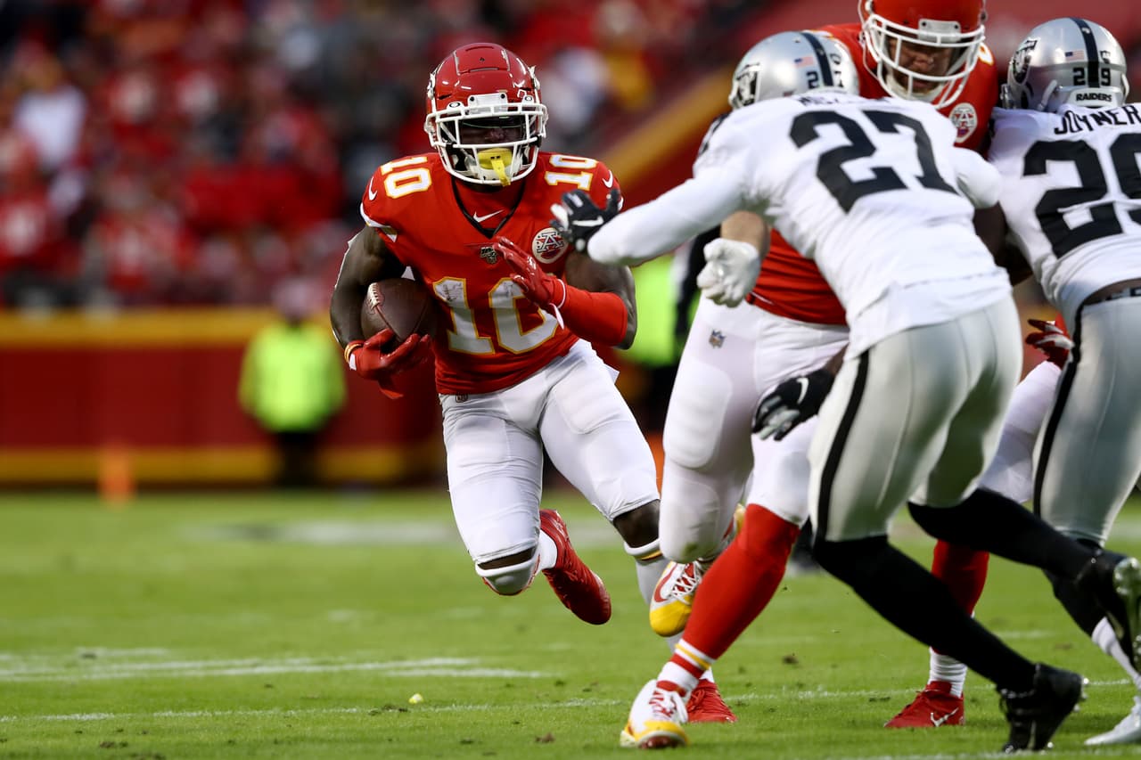 Con unos Chiefs intratables, Oakland sucumbió en Arrowhead tras ser vapuleado por uno de los candidatos de la AFC.