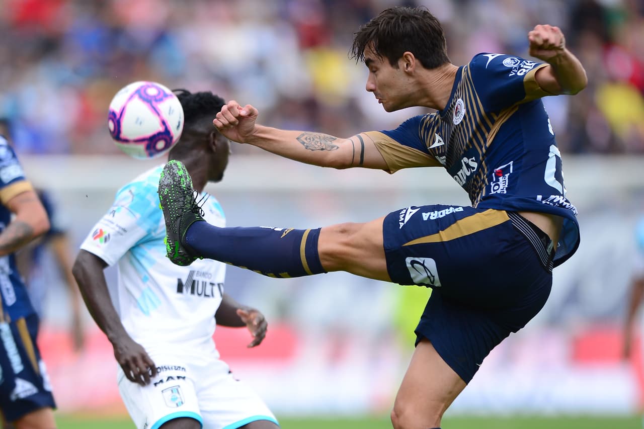 San Luis 0-2 Querétaro. Pereira y Romo marcaron los goles de Gallos.
