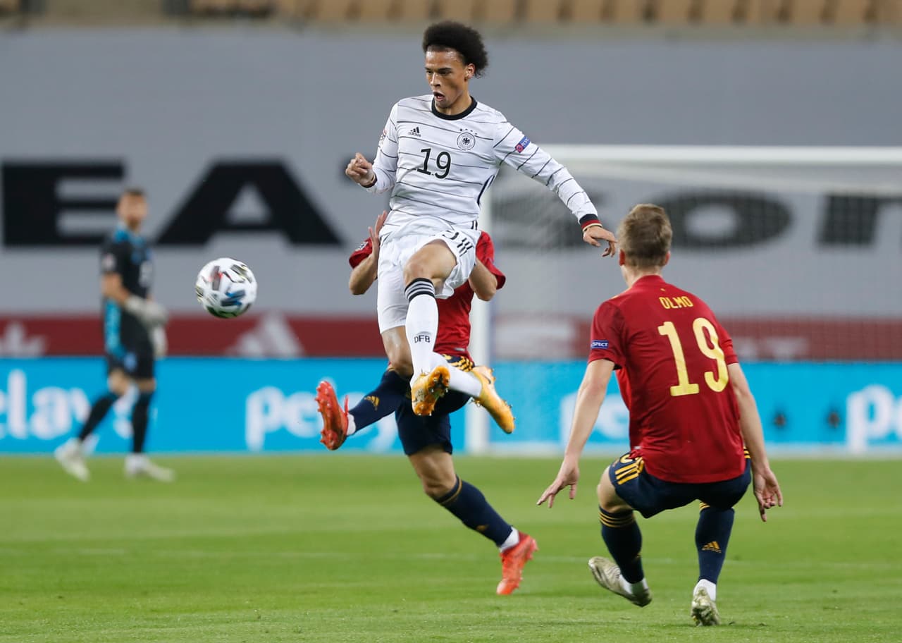 Morata (17’), Torres (33’, 55’, 71’), Hernández Cascante (38’) y Oyarzabal (89’) se sirvieron con la ‘cuchara grande’ en la tremenda goliza.