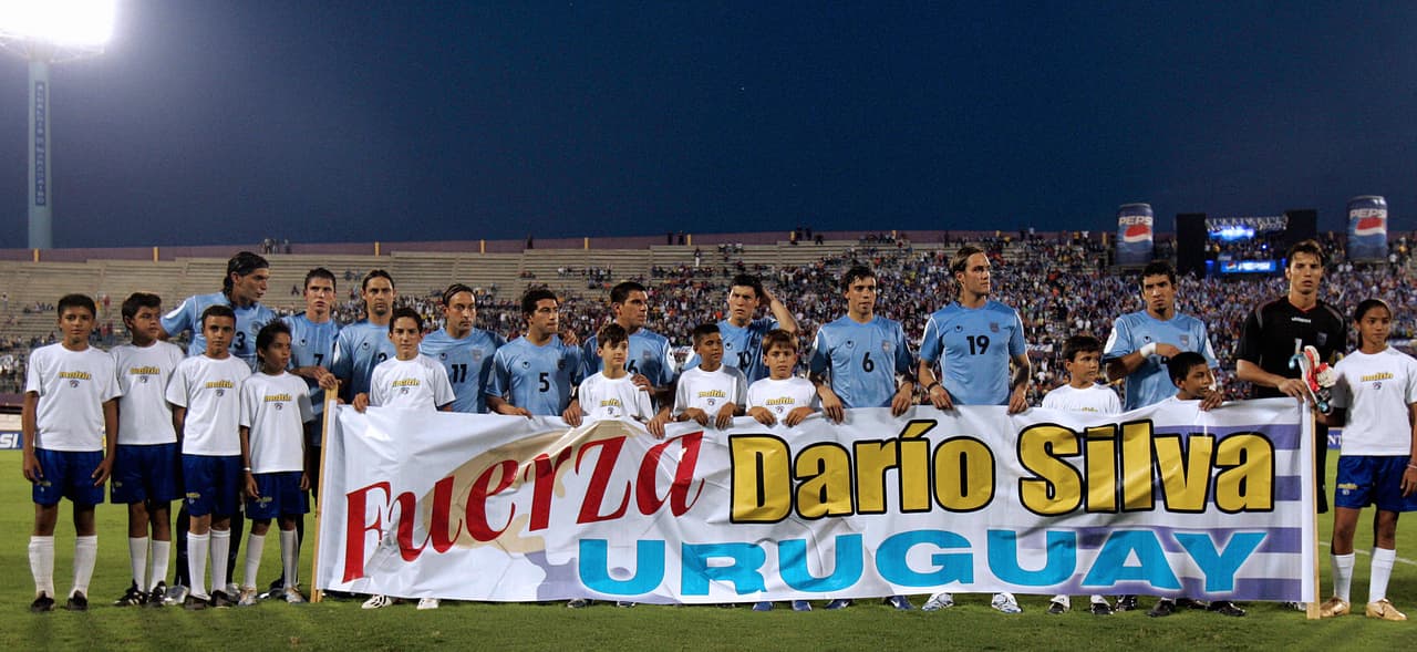 La selección charrúa se solidarizó tras el accidente de Darío.