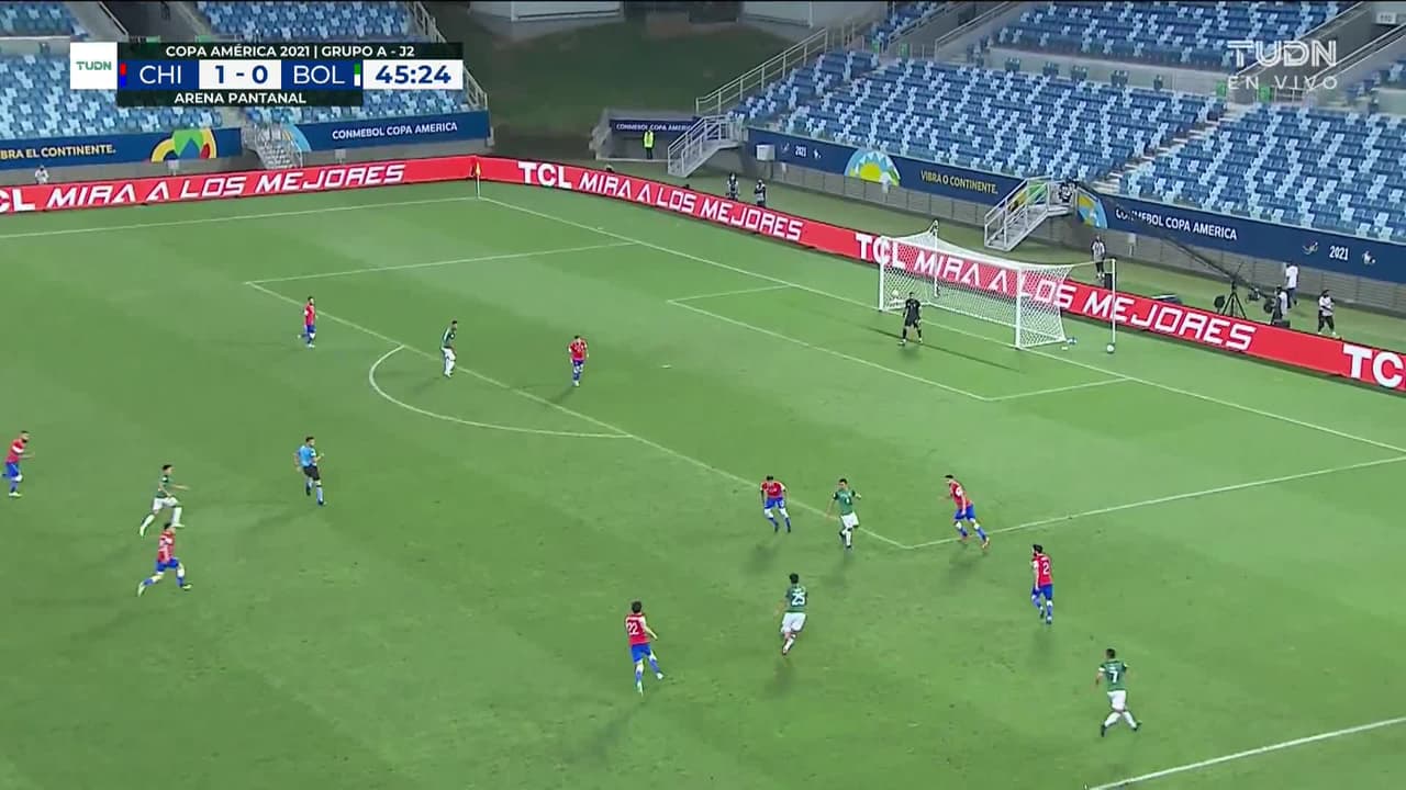 ¡TIRO ATAJADO! disparo por Erwin Saavedra.