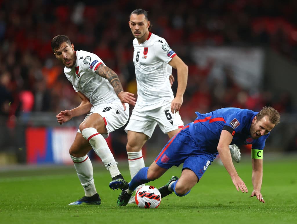 Harry Kane tiene una noche espectacular y se luce con cuatro goles y una asistencia en la goleada 5-0 de Inglaterra sobre Albania. POr su lado, Robertr Lewandowski comandó la goleada 1-4 de Polonia sobre Andorra con un doblete y una asistencia.