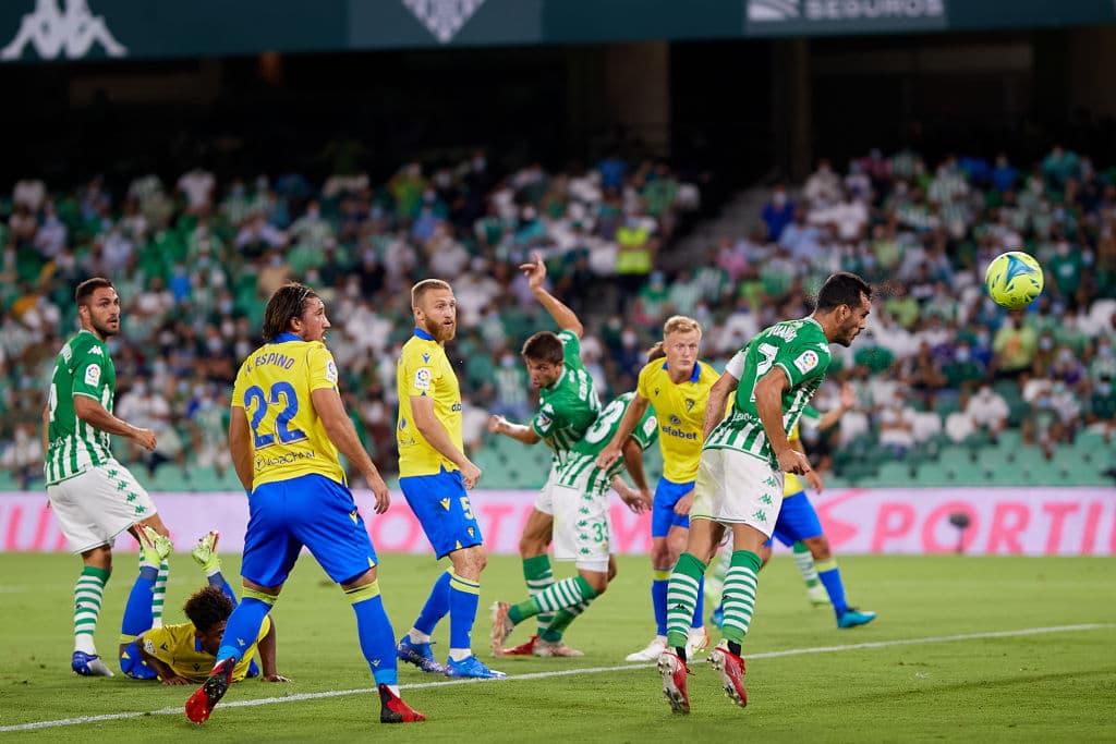 Juanmi fue el encargado de empatar el partido y consiguen su segundo empate dentro del torneo.