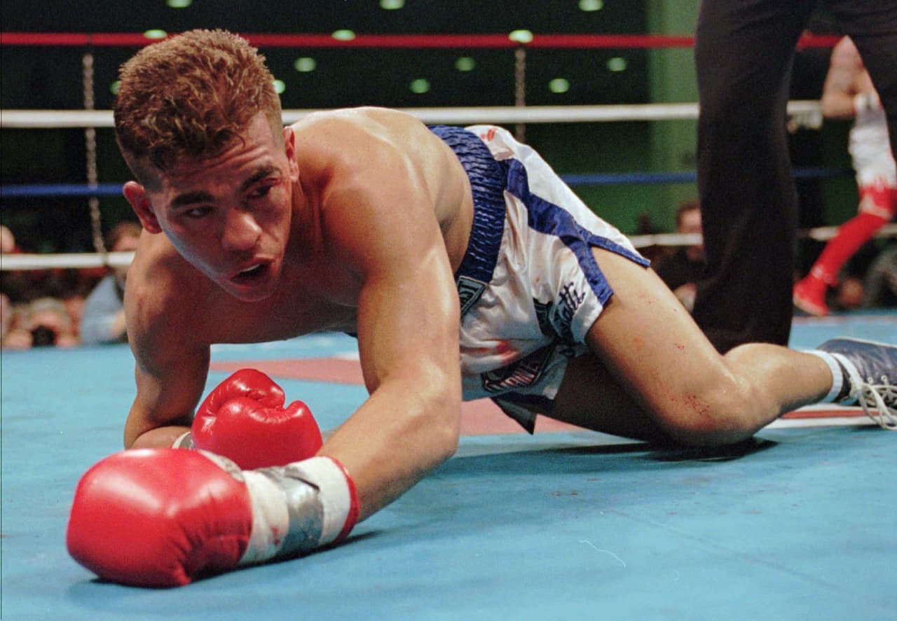 Arturo Gatti. Murió tras ser golpeado en la nuca y el cuello mientras vacacionaba en Brasil. Tras encontrar sangre en la correa de la bolsa de su esposa, Ana Rodrigues, la mujer fue declarada culpable de homocidio.