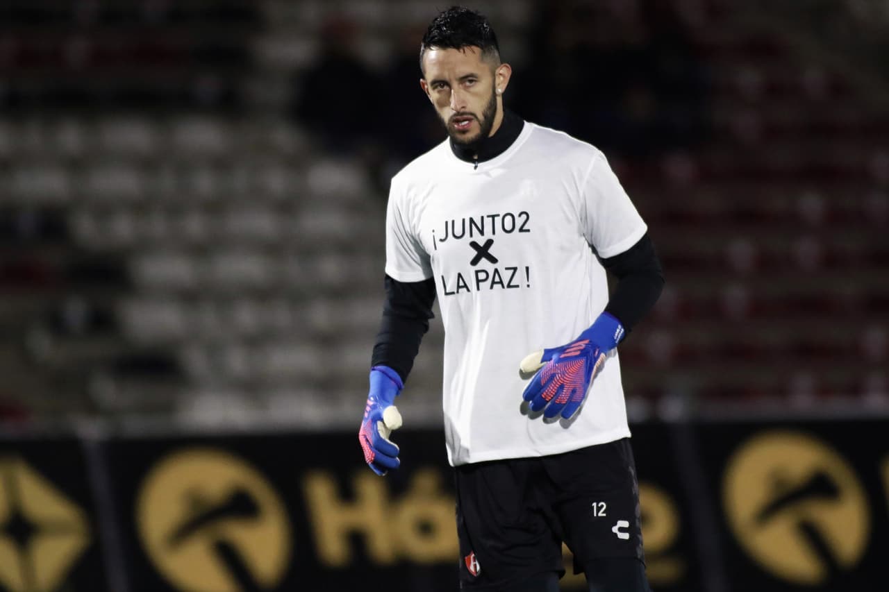 Gracias a los goles de Furch y Quiñones, Atlas le pega a unos alicaídos Bravos de Juárez que ya suman 5 partidos sin conocer la victoria y que ponen al Tuca en la ‘cuerda floja’.