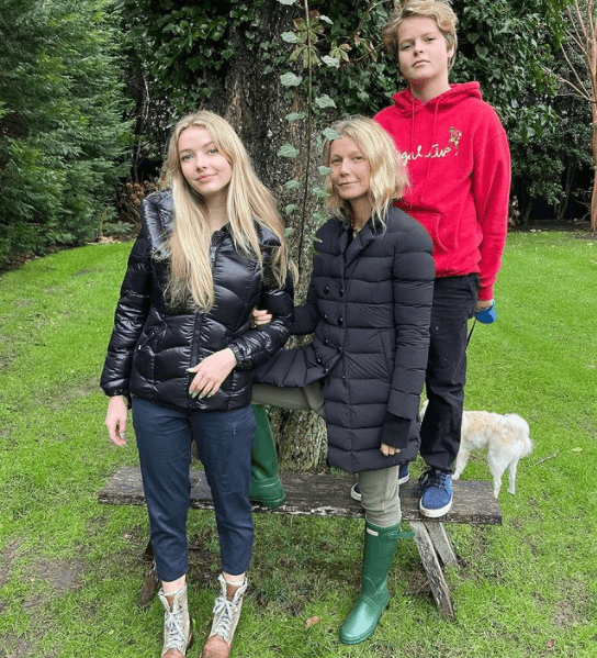 Chris y Gwyneth tienen dos hijos, Apple y Moses, de 14 y 16 años respectivamente.