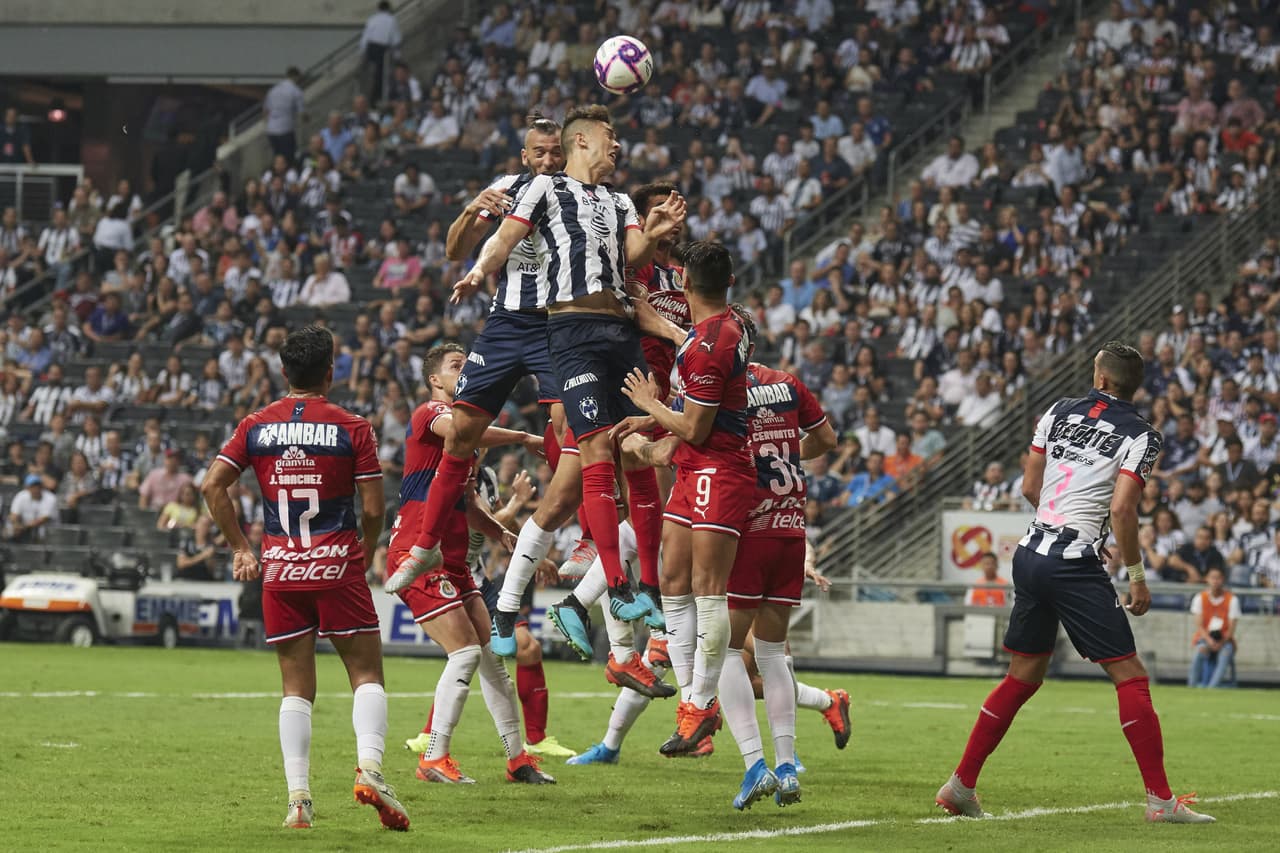 Si Guadalajara se lleva la victoria, igualaría a León con 18 puntos. Si los de Mohamed ganan su primer partido de la Liga MX, dejarían el sótano y podrían escalar hasta la posición 16.