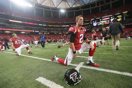 Los Eagles no pudieron alcanzar en el marcador a los Falcons y recibieron su primer descalabro de la temporada con marcador de 26-24 en Lunes por la Noche.