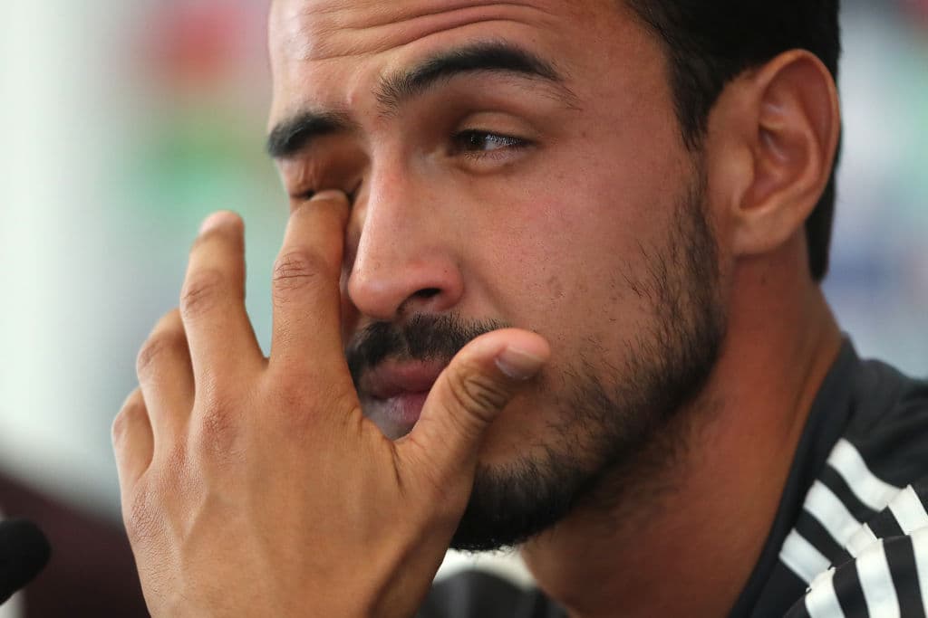 Aún así, el mexicano vivió una nueva decepción al conocerse que era rechazado y no estaba en los planes del cuerpo técnico. Getafe le buscaba salida y sus planes en Europa se desmoronaban.