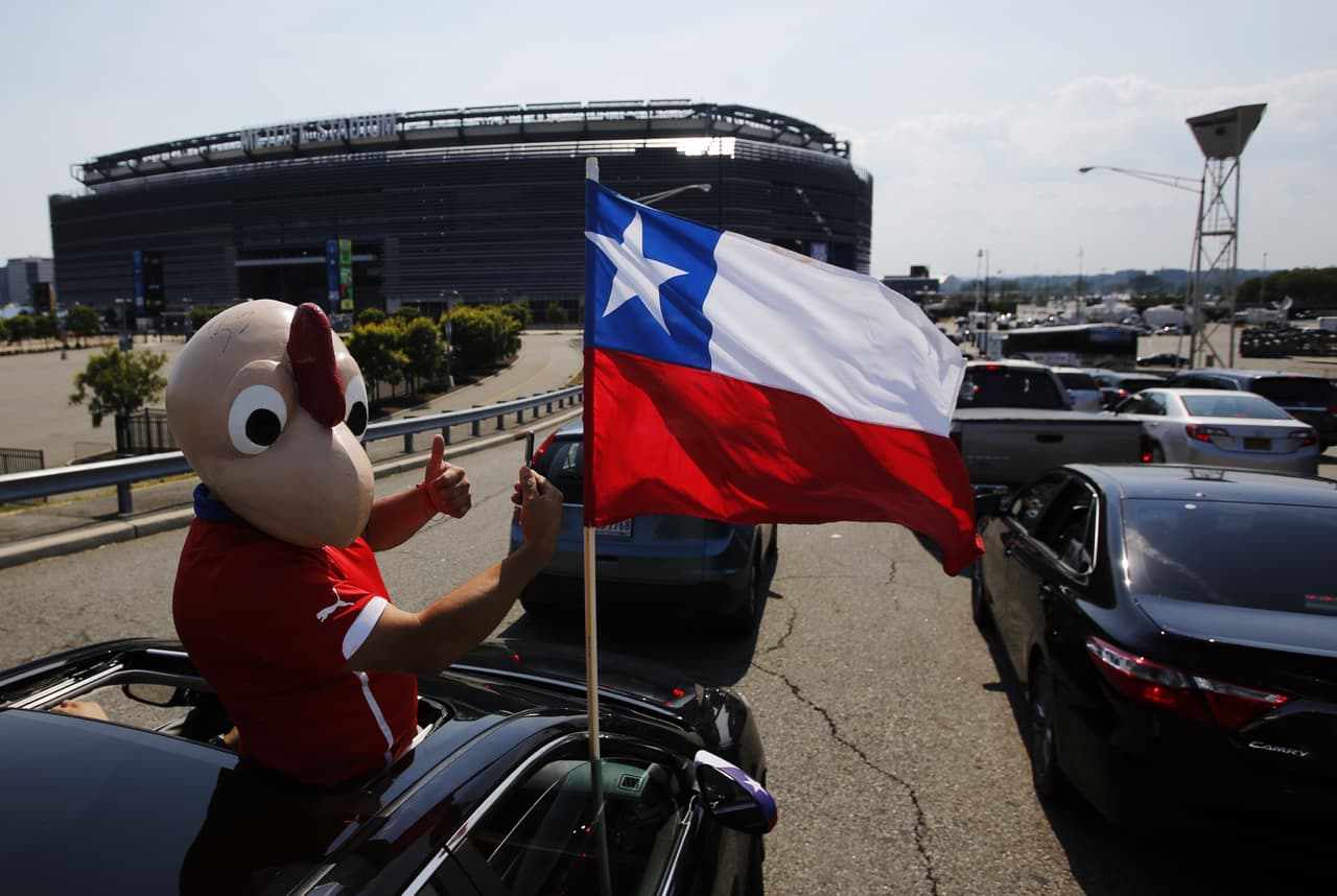 ¡Condorito llegó hasta el Metlife Stadium para apoya a Chile!