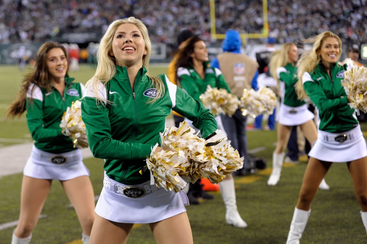 Checa las hermosas cheerleaders que llenaron de alegría la Semana 10 de la NFL.