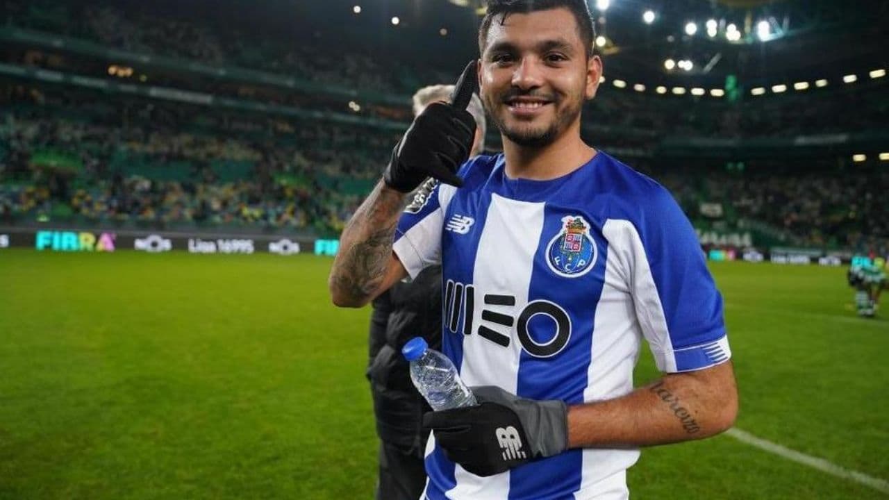 'Tecatito' Corona, el de mayor valor en todo Portugal