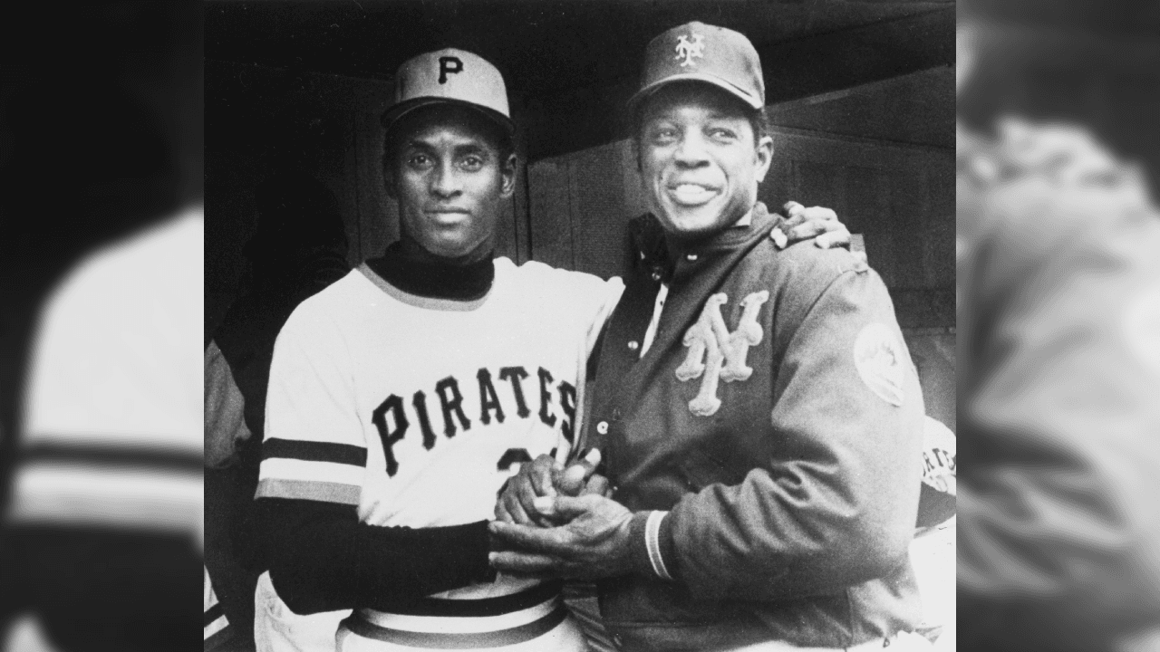 Durante las siguientes 18 temporadas, Clemente pasó de ser un jugador regular a una superestrella con los Pirates.