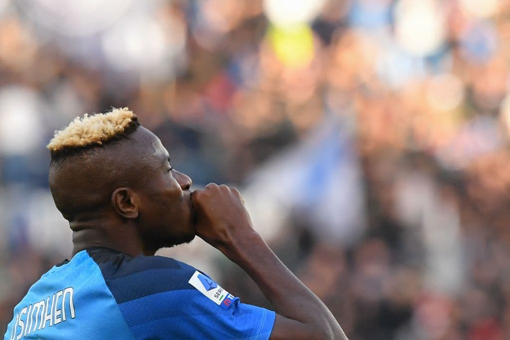 Osimhen abrió el marcador apenas a los 15 minutos del partidos después de un envío de Elmas. Así festejó el nigeriano.