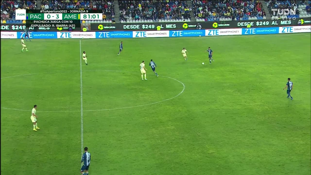 ¡TIRO ATAJADO! disparo por Jesús Hernández.